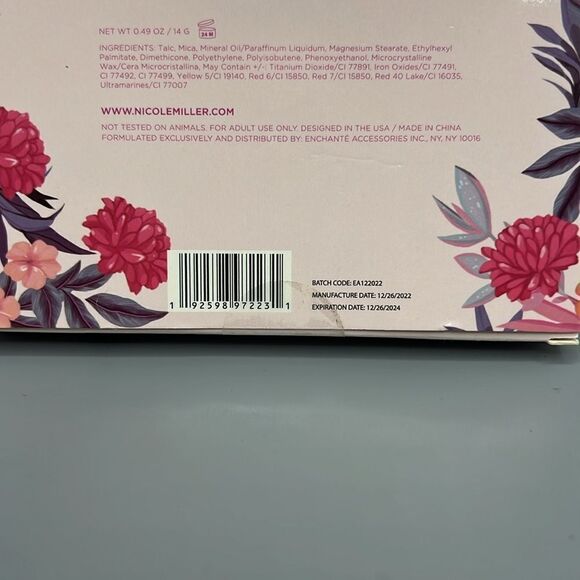 Nicole Miller Blendable Blush Palette 4 Shades - Picture 3 of 4